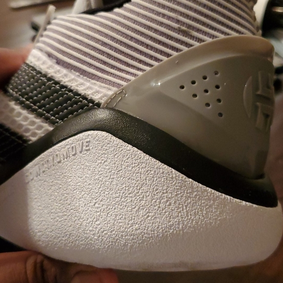 Adidas James Harden Stepback Size 19 - Picture 5 of 9